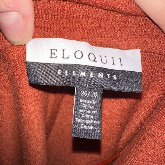 Eloquii Elements rust drape cowl neck 26/28 flowy top - Picture 3 of 4